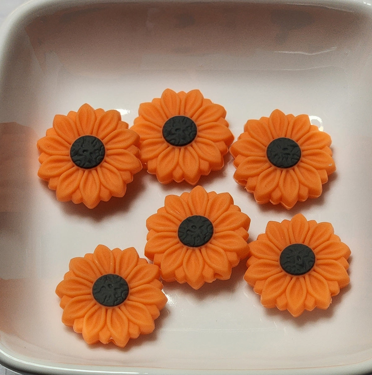 Flower Silicone focal beads