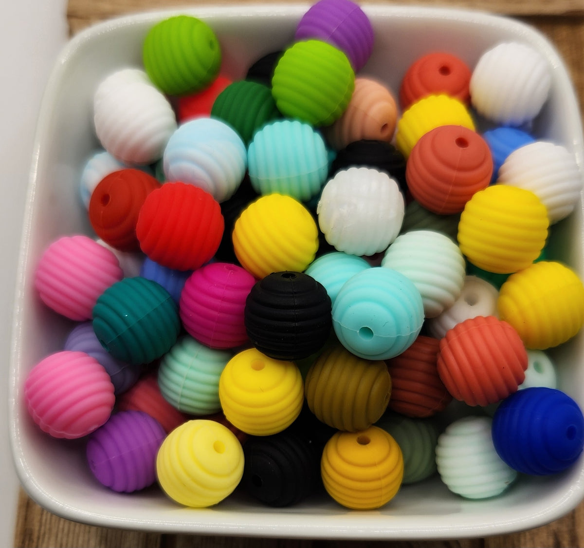 15 mm Solid Beehive silicone mixed bag 20 count